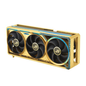 نمای نزدیک از مدار تغذیه پریمیوم و ماسفتهای ۸۰ آمپری کارت گرافیک ایسوس ROG Astral 5090